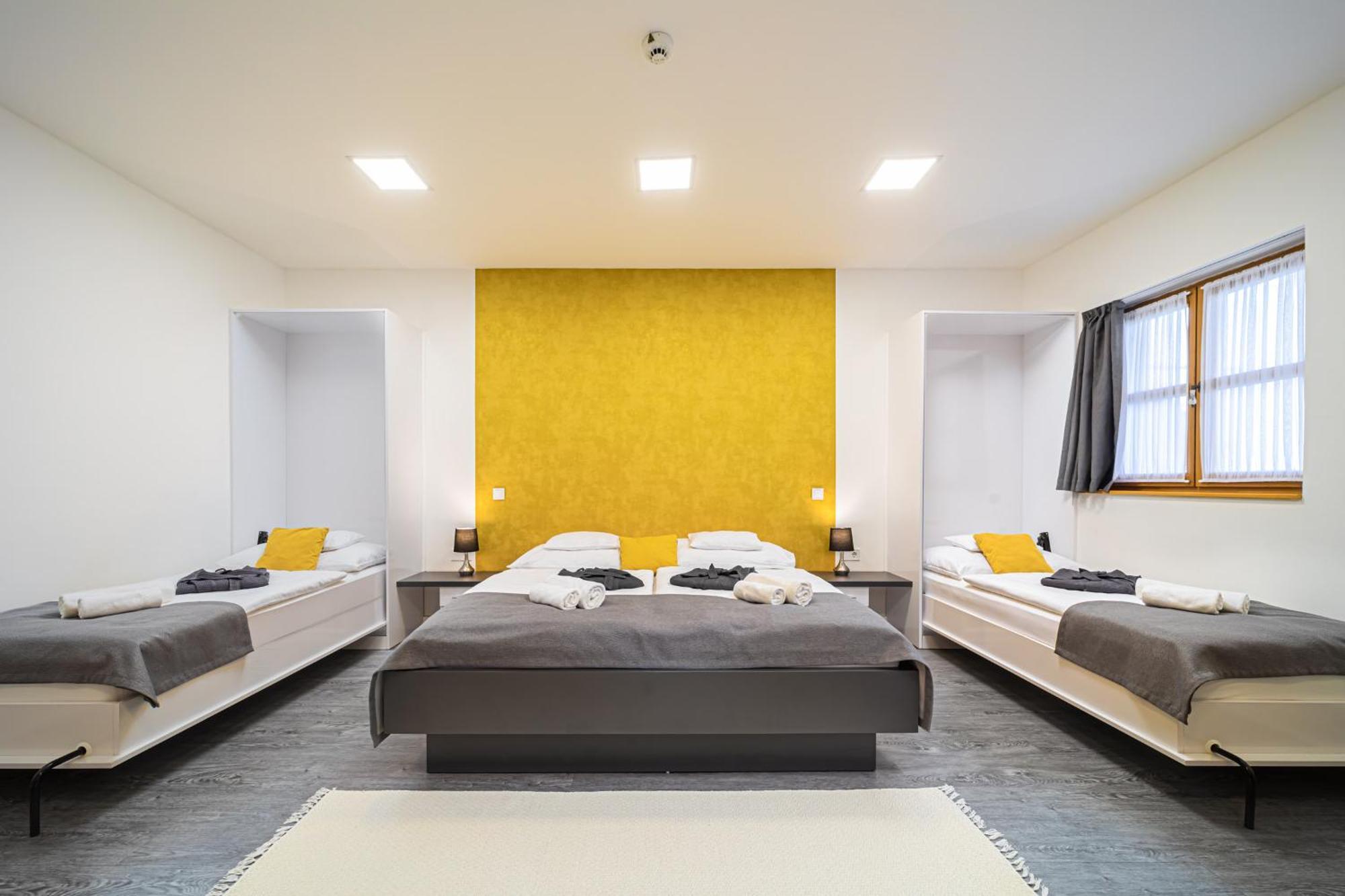 Отель Rigotanya Relax & Wellness Panzio Buekfuerdo Экстерьер фото